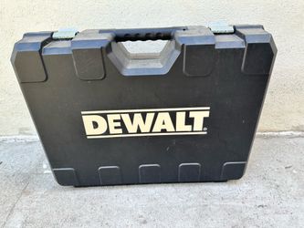 Dewalt case ONLY - no tools included