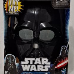 New Battery Operated Hasbro Star Wars Darth Vader Talking Mask Costume Halloween