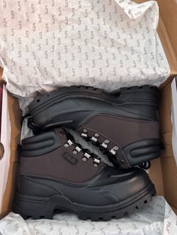 Both Filas are sizes 3.5 Nikes are size 4 for little kids