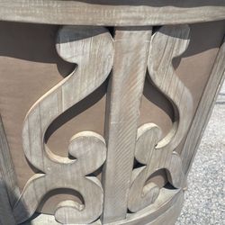 Desk Chair Gray /Taupe,ornate, I Think Fabric Is Leather , height is adjustable