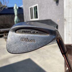 Golf Wilson Sand Wedge w/Excellent Grip