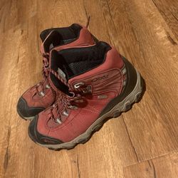 Women’s Oboz Size 8