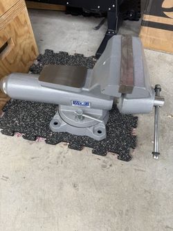 Wilton 10” Vise (mechanics pro series vises) (880M/8100M)