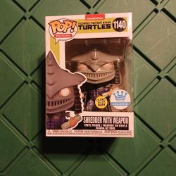 Funko Pop! TMNT Shredder With Weapon #1140 (Glow) (Funko Exc) Vinyl Figure