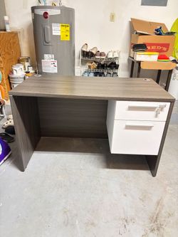 DESK FOR YOUR ROOM OR OFFICE