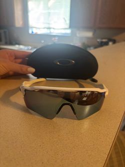 oakley sunglasses