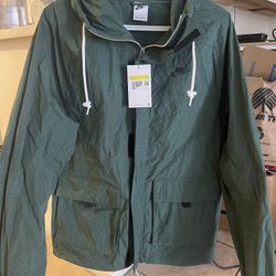 Nike  Windbreaker Jacket Size Small men’s Brand New 