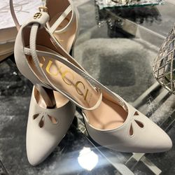 Gucci Women Shoes
