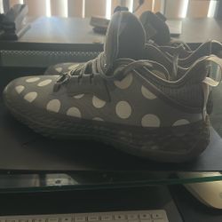 Adidas Harden Volume 5