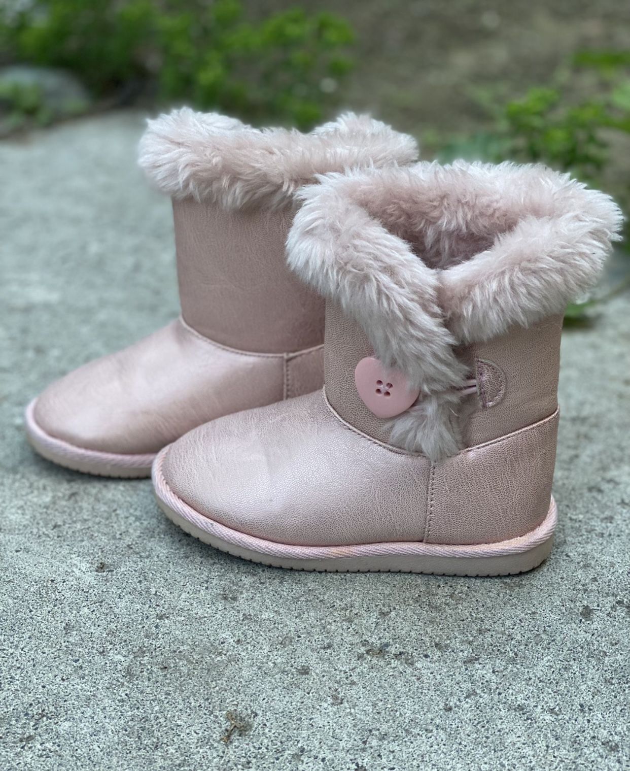 Girls Pink Shimmery Boots 