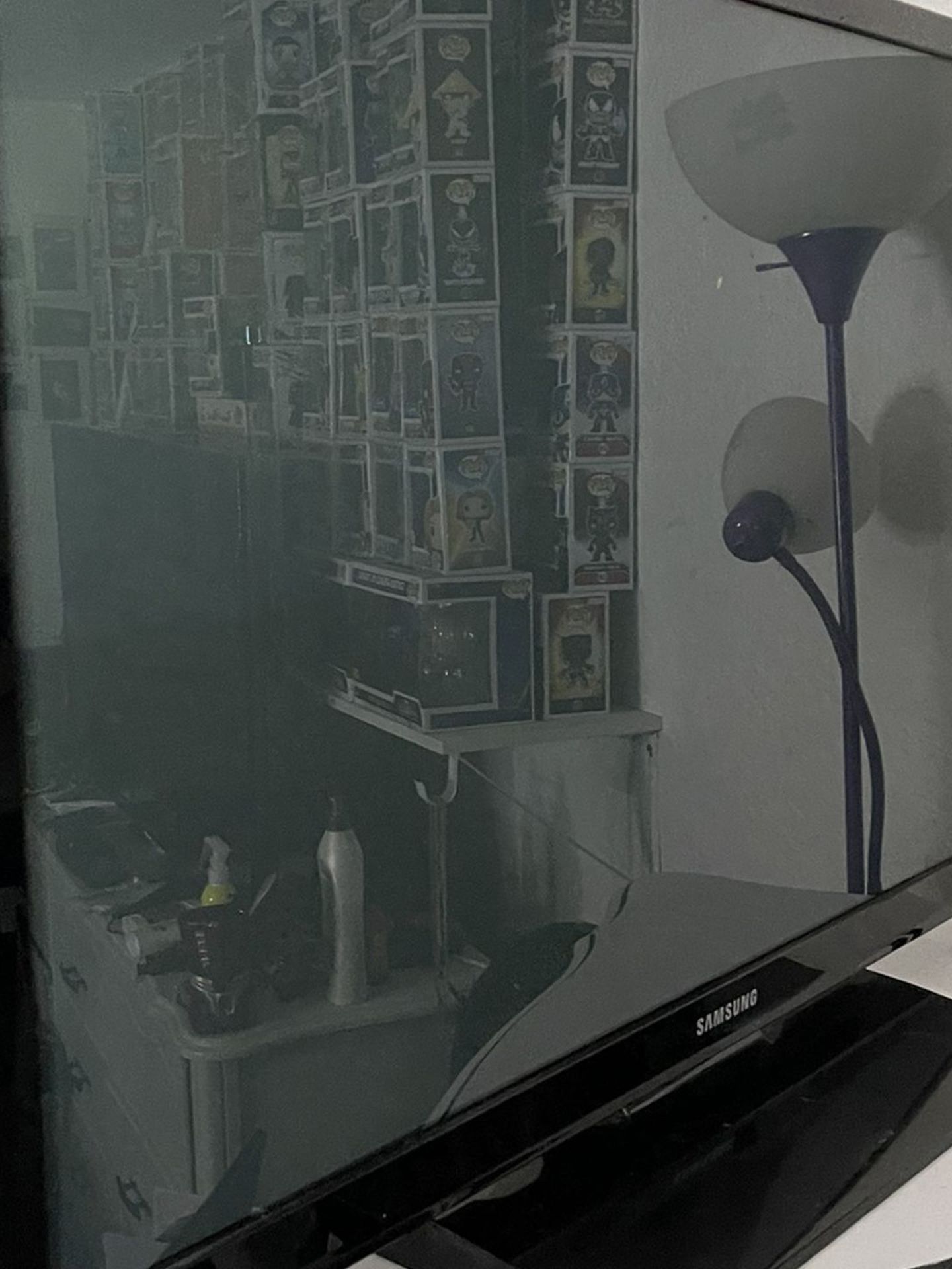 40 Inch Samsung Tv (not A Smart Tv)