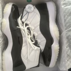 Jordan 11 