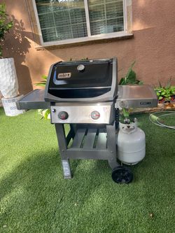 Weber Spirit II 2-Burner Gas Grill (does not come with gas tank)