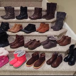 New Women's Size 8 Boots ($35 Each)