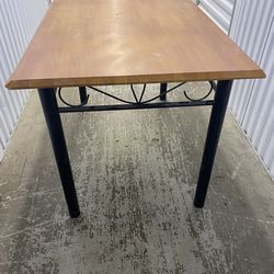 Mesa pequeña para trabajo