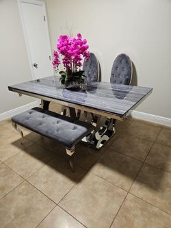 Modern Dining Table Set with Chairs – Good Condition