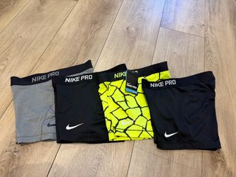 Nike pro shorts bundle women medium