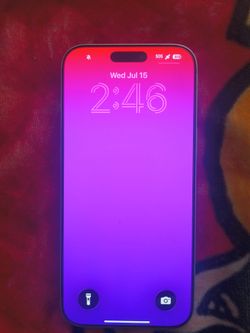 iPhone 17pro max with glitter magsafe case