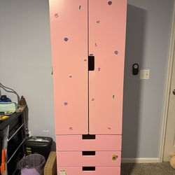 Girl wardrobe