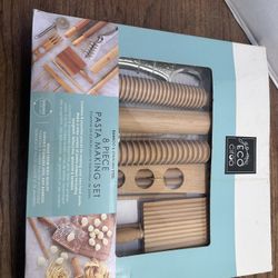 Eco Ciroa 8 piece pasta making set