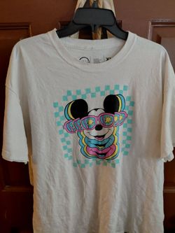 Disney mickey mouse x NEFF shirt