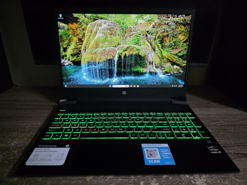HP Ryzen 5 Gaming Laptop