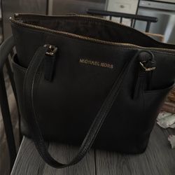 MK Black purse 