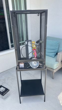 Large Reptibreeze Cage with stand