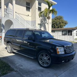 2003 Cadillac Escalade