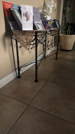 Elegant Glass Top Metal Console Table – Decorative Leaf Design | Entryway/Sofa Table