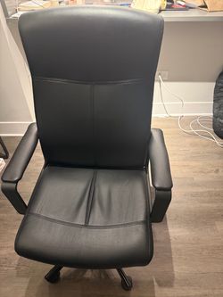 Rolling Office Chair