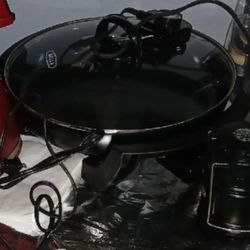 Nonstick Cookware Set $89 or Bella electric skillet $75 or Standmix $85, lmk which specific item you want  in your message, its pick up in NJ only