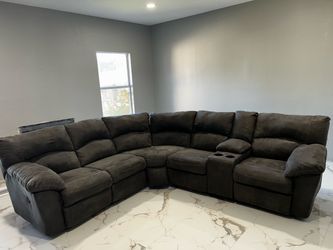 Sectional recliner coach