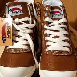 Avenger Woman's Size 6 Work Boots Carbon Fiber Safety Toes And Non Slip Outsoles. New In Box