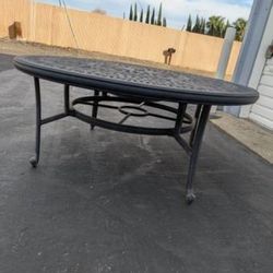 High End Tropitone Ice Bucket Table 52 X22 H