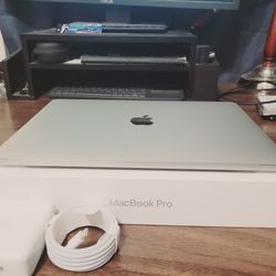 Apple MacBook Pro, M2, Touchbar, Newest MacOS, 22