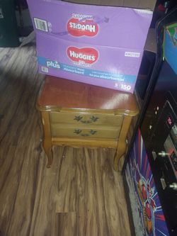 Night Stands / End Tables