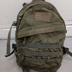 F-Style Backpack with Embroidered Patch, Waterproof Cloth, US Military A-3 Mall