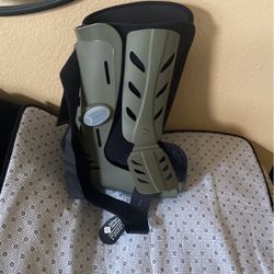 Leg Boot