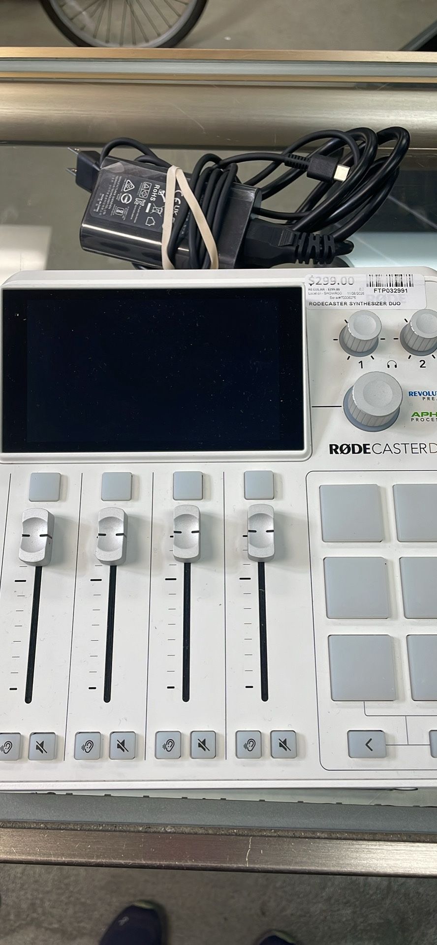 Rodecaster Synthesizer Duo