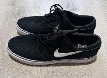 men’s Nike SB shoes size 9.5