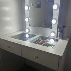 Vanity 