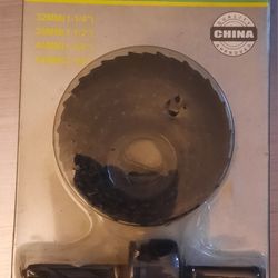 4 Piece Carbon Steel Hole Saw Set.