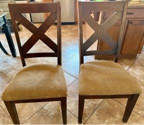 4 WOODEN DINING CHAIRS LIGHT BROWN