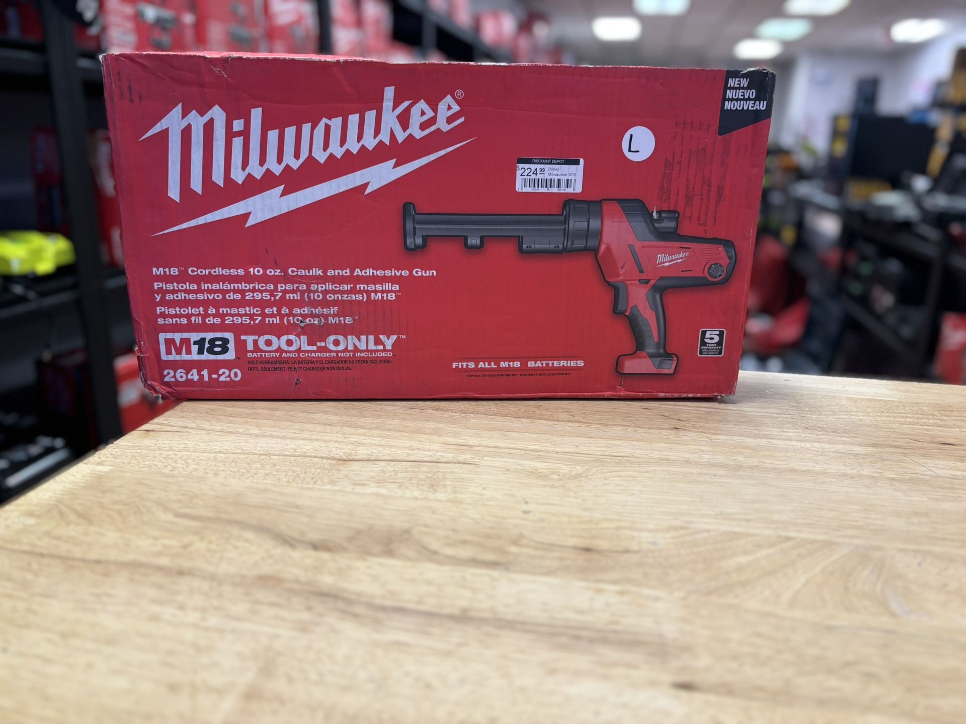 M18 18V Lithium-Ion Cordless 10 oz. Caulk and Adhesive Gun (Tool-Only)