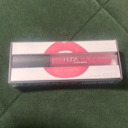 Huda Beauty Liquid Matte Lipstick In Color Baby Doll 
