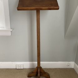 Vintage Oak Podium