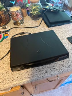 Alienware m14x r2 gaming laptop