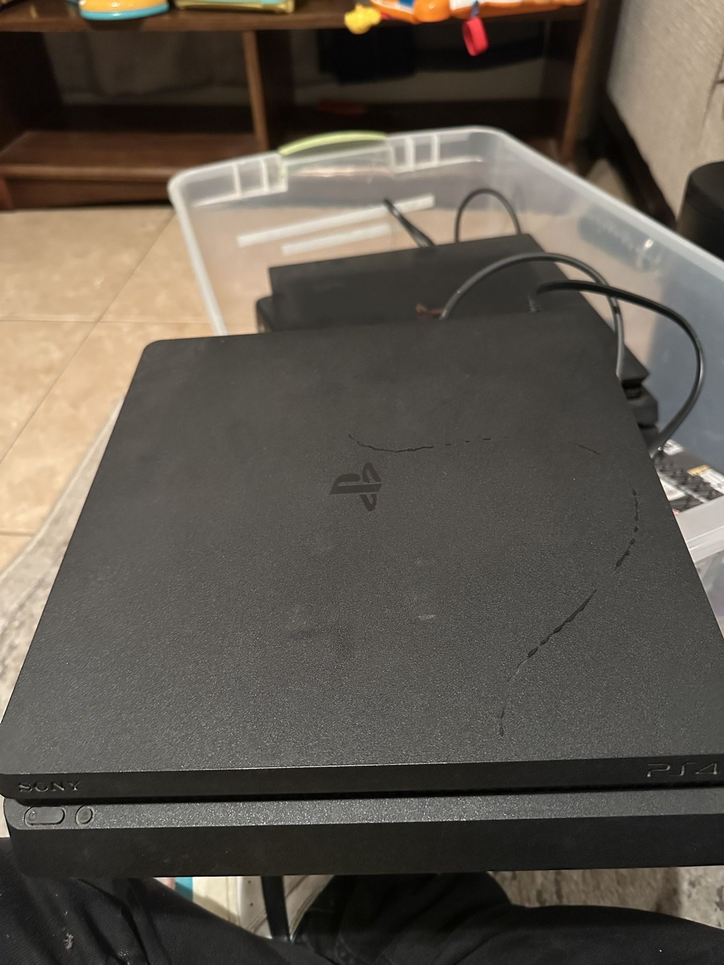 PS4 Slim