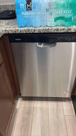 Whirlpool Dishwasher new